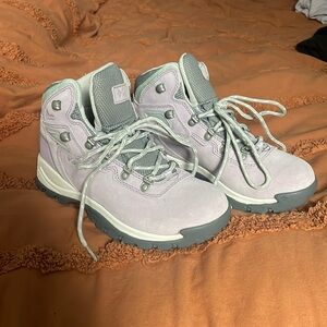 Purple columbia hiking boots
